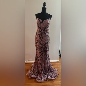 Elegant Rose Gold Sequin Evening Dress